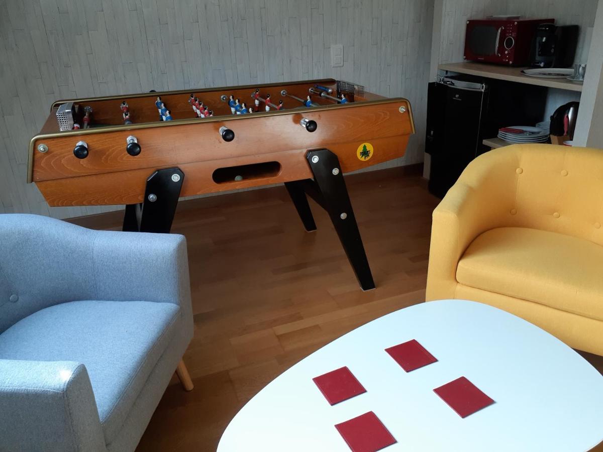 Chambre Au Nuit Etoile Et Jacuzzi Prive Bed & Breakfast Pleuven ภายนอก รูปภาพ